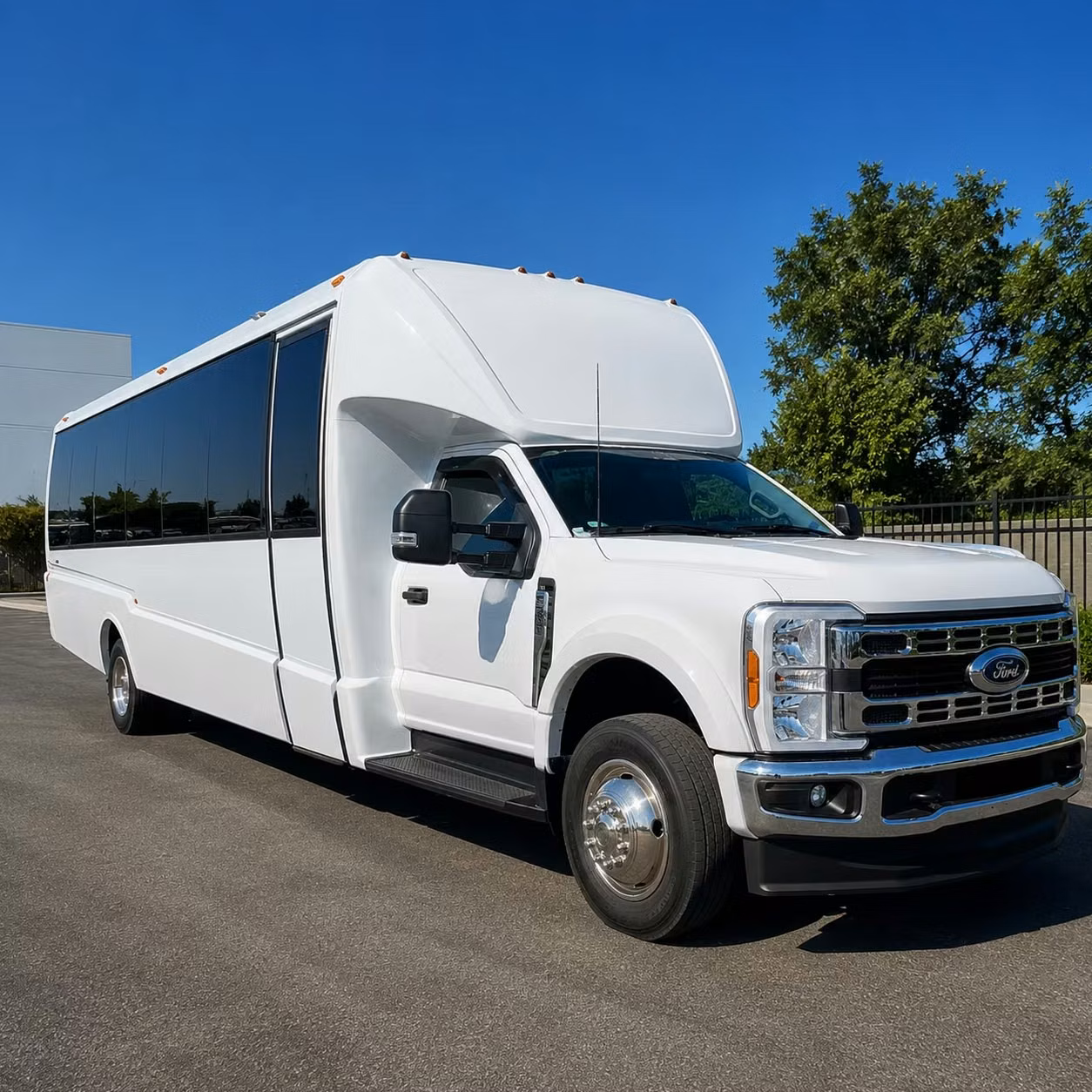 15 passenger minibus