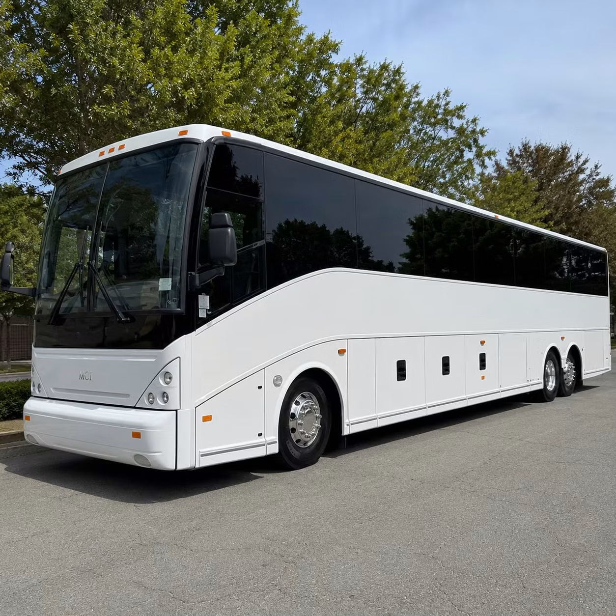 compare airport shuttle options for groups of every size flying out of the bay area